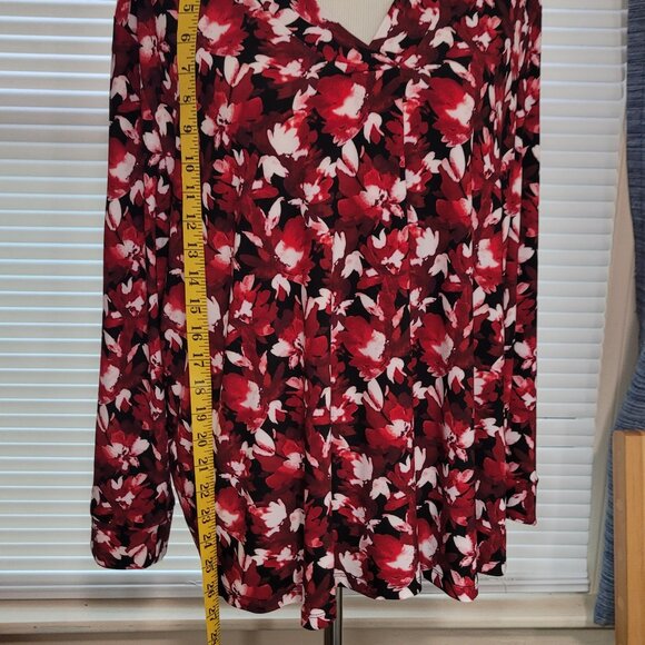 NWT Knit Top ANNE KLEIN PETITE Size PXXL Long Sleeve Fire Red Multi Black White - Picture 3 of 14